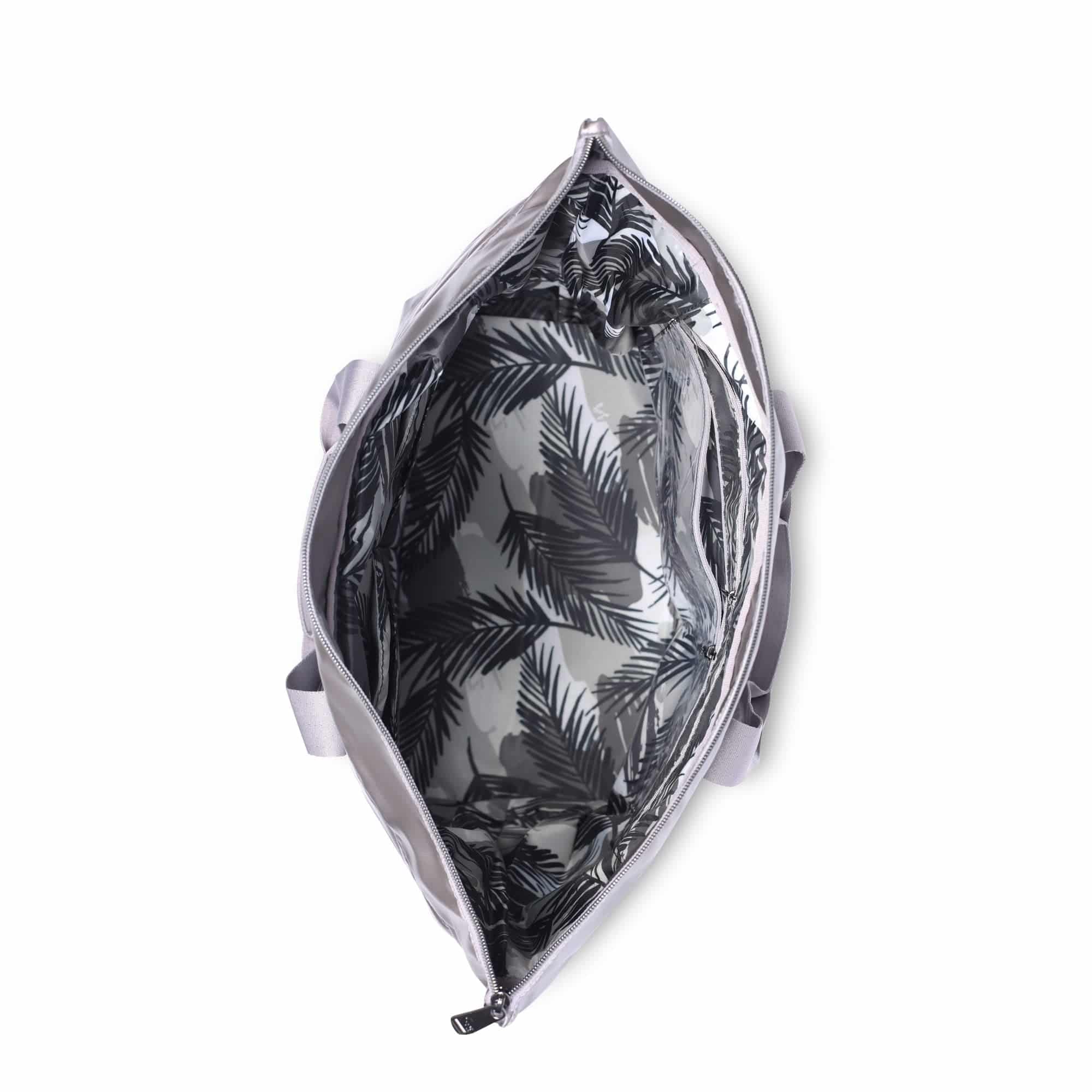 Ferry XL Expandable Carry-All Tote Bag - METALLIC PEARL - Ferry_Metallic_Pearl_05