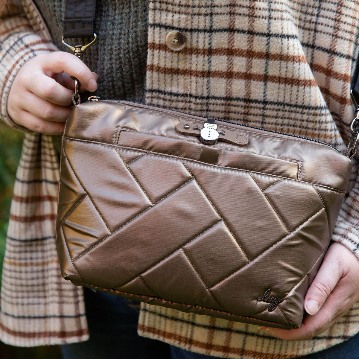 Flare 2 Crossbody Bag - - Flare2_Lifestyle_06