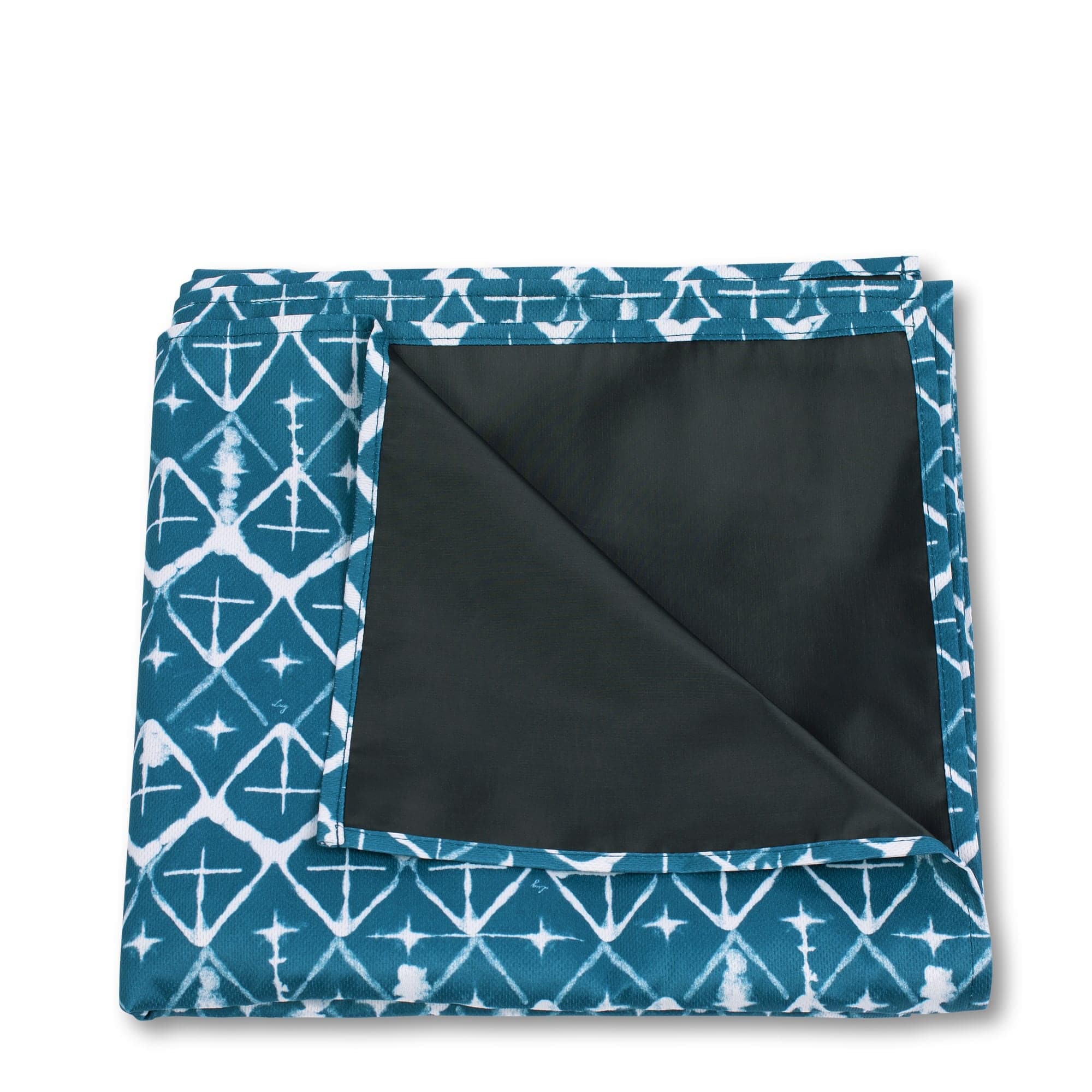 Gather Picnic Blanket - DIAMOND NAVY - Gather_DiamondNavy_01