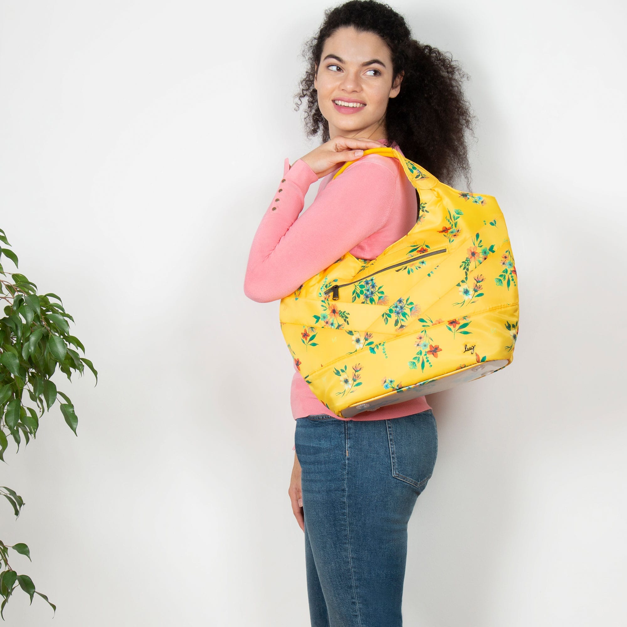 Gondola SE Tote Bag - BOUQUET YELLOW - GondolaSE_BQT_Yellow_Model_d6bd2e76-d796-4bf7-8cc4-9b7ac7d8caf2