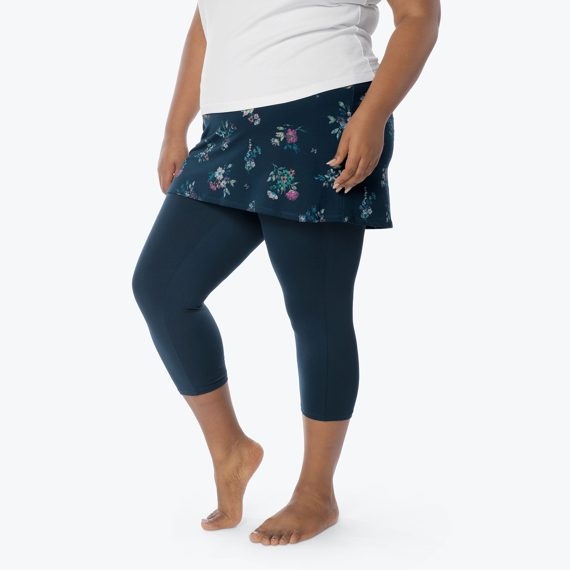 Hula Skirted Lugging - BOUQUET NAVY - Hula_Bouquet_Navy_XL_03