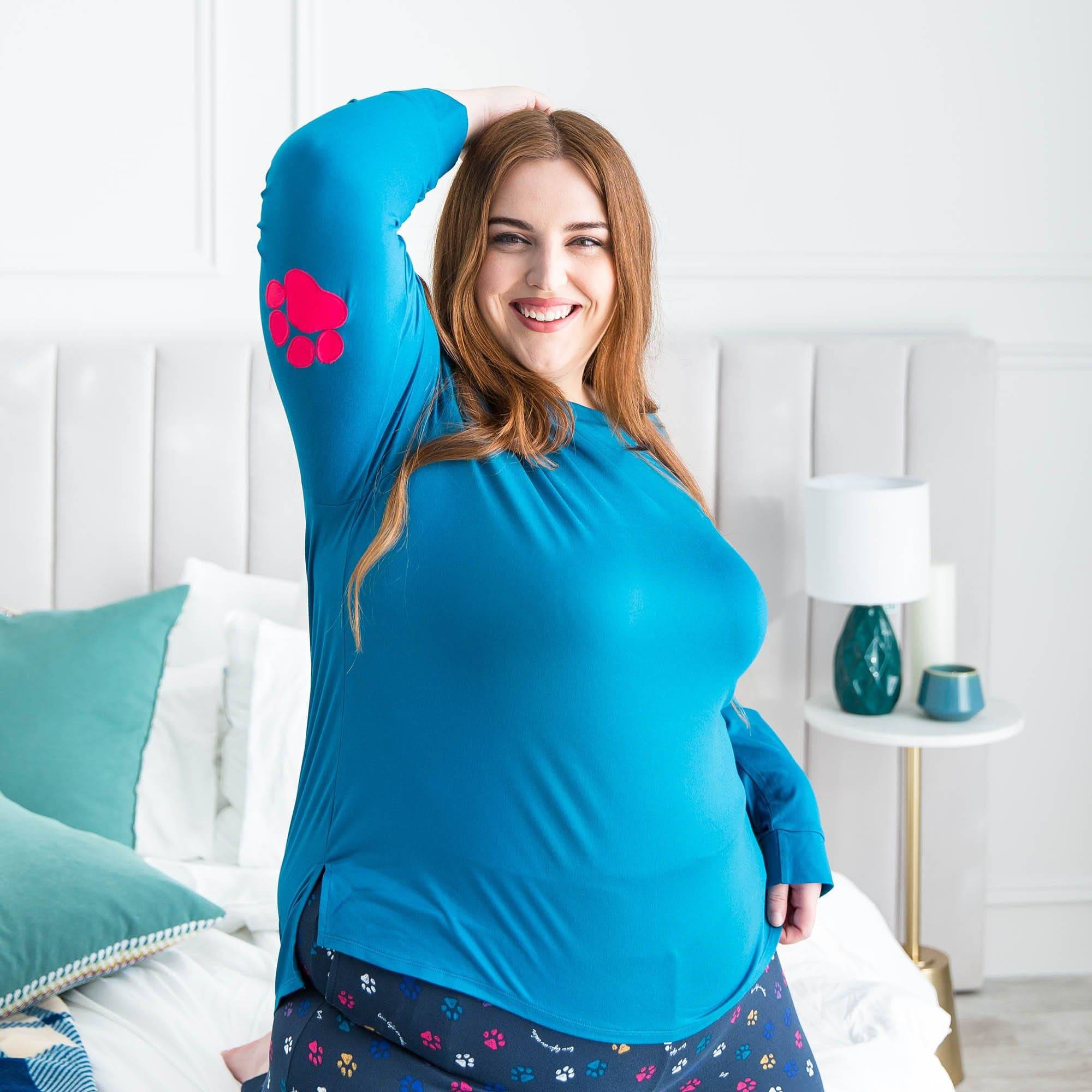 Jitterbug Long Sleeve Pajama Set - PAWS NAVY - Jitterbug_Lifestyle_04