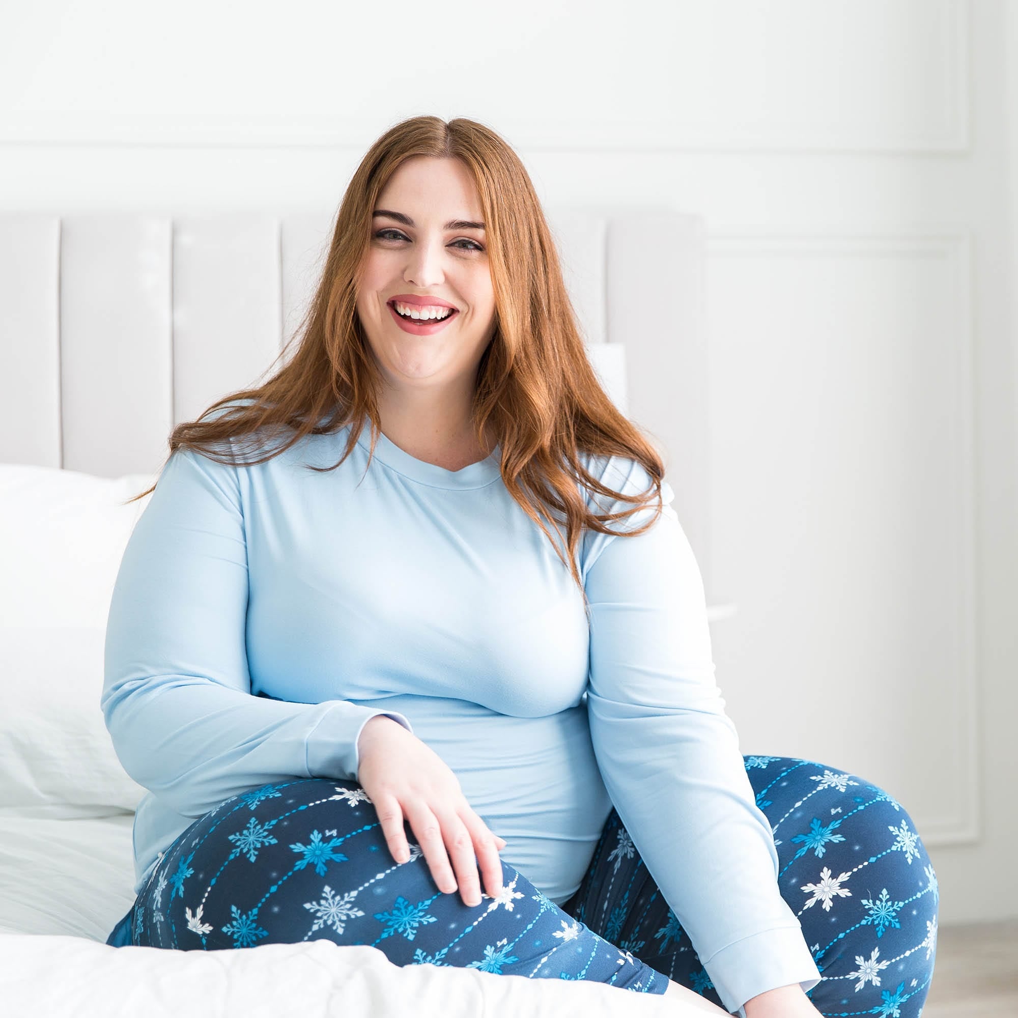 Jitterbug Long Sleeve Pajama Set - SNOWFLAKE NAVY - Jitterbug_Lifestyle_06