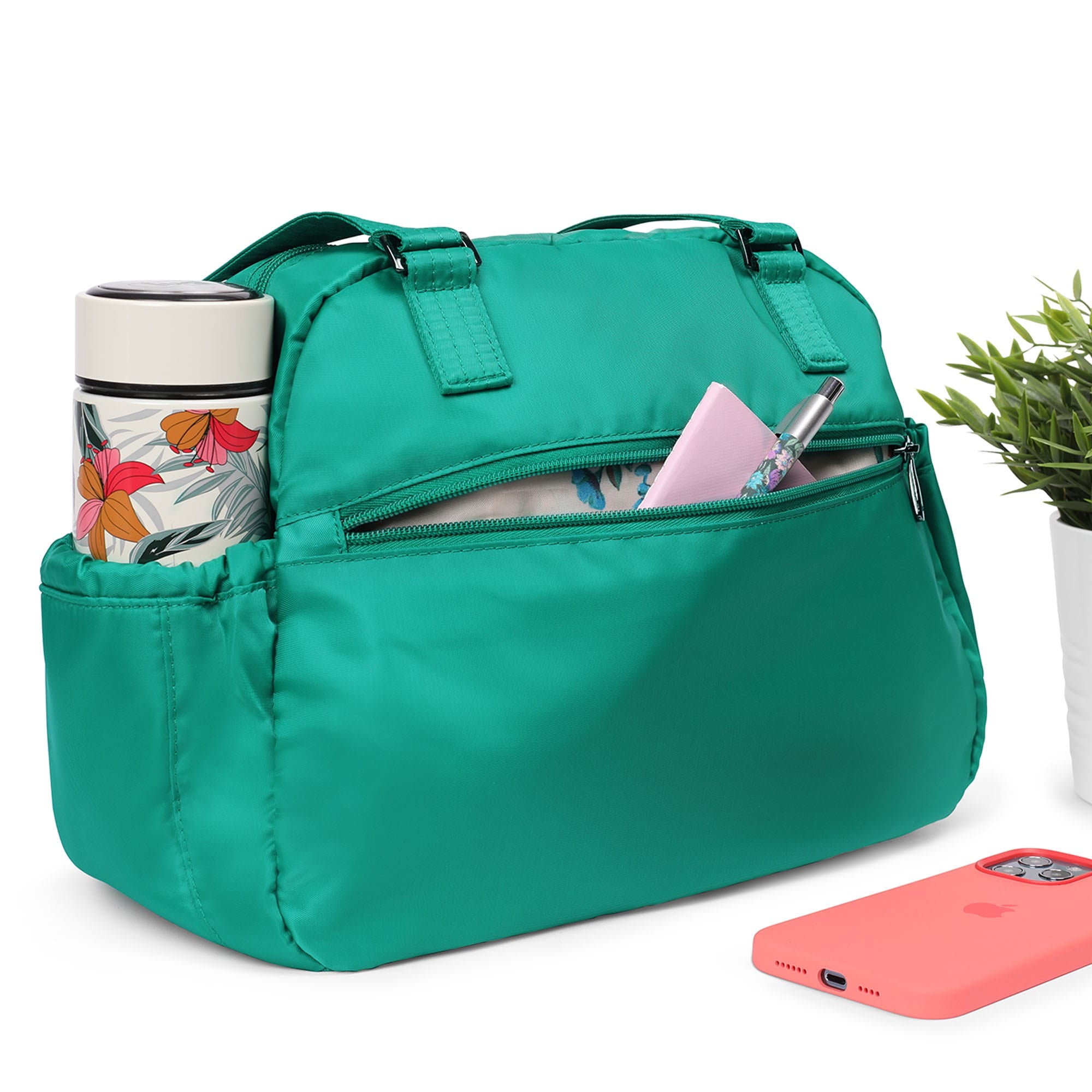 Jumper Carry-All Tote - - JumperTote_Lifestyle_04