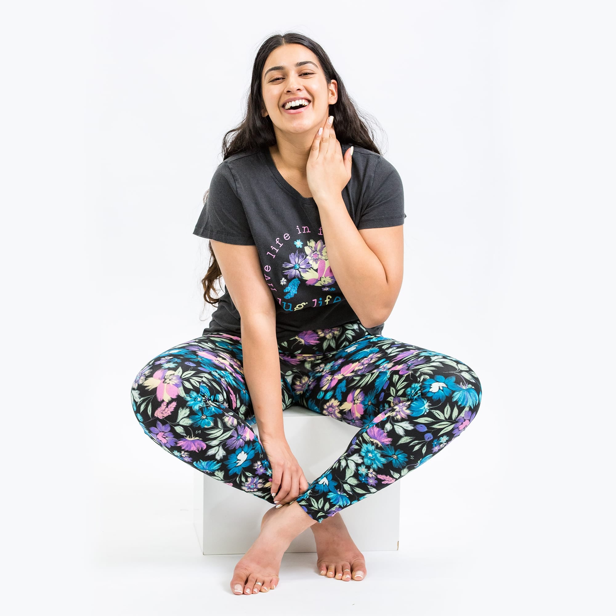 Lugging Ankle Leggings - Prints - BLOOM BLACK - Lugging_BloomBlack_S_01