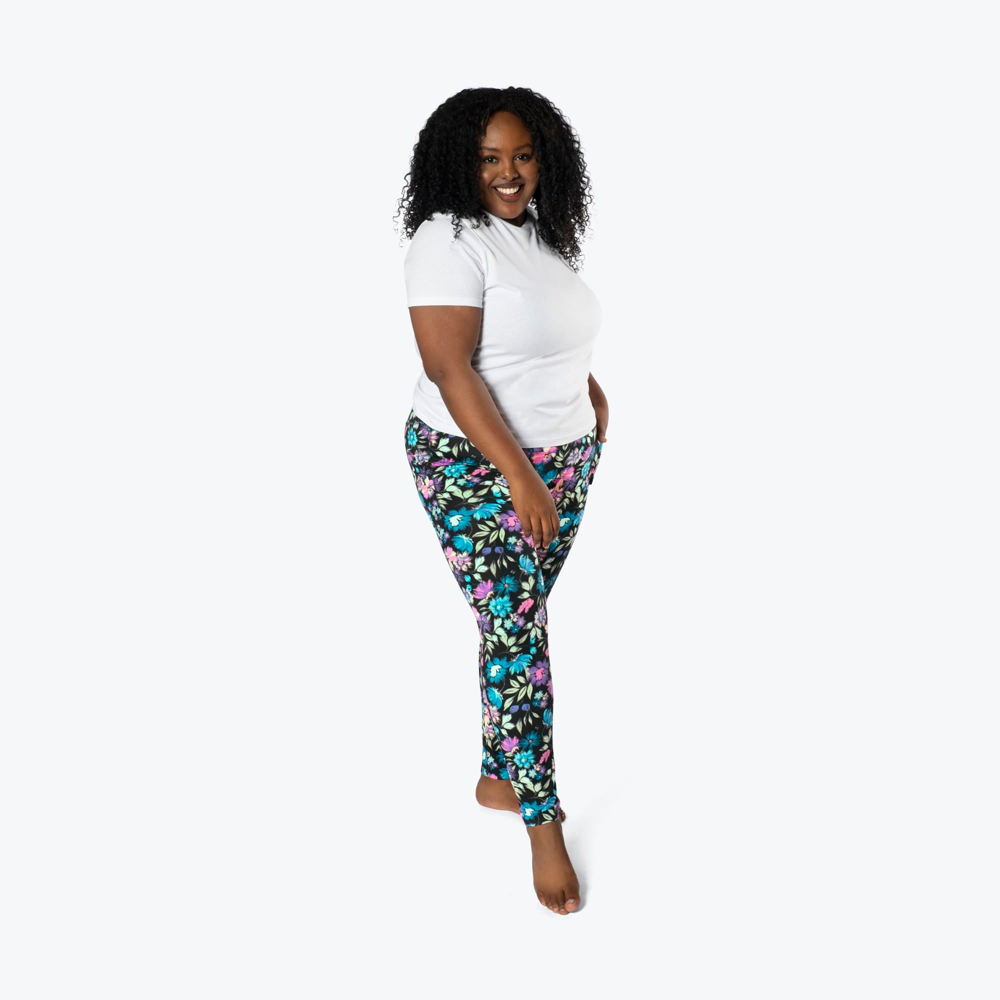 Lugging Ankle Leggings - Prints - BLOOM BLACK - Lugging_BloomBlack_XL_01a