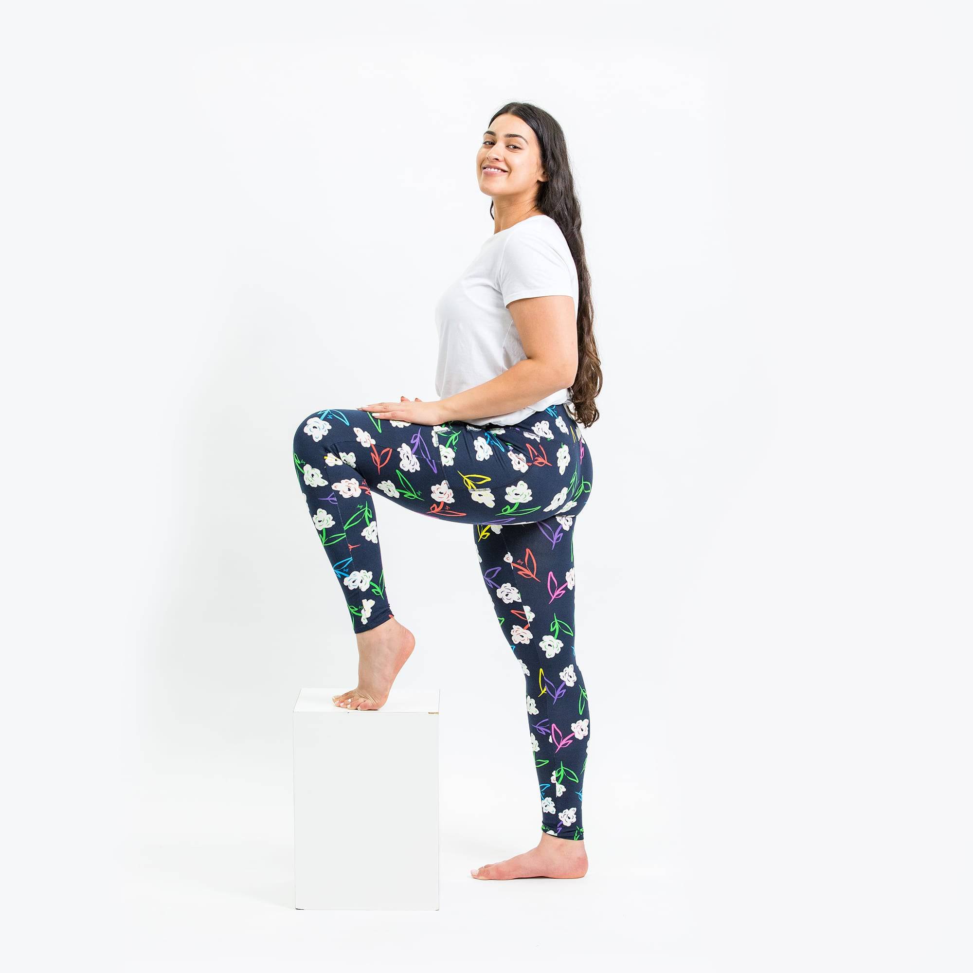 Lugging Ankle Leggings - Prints - BRIGHT FLORAL - Lugging_BrightFloral_S_01