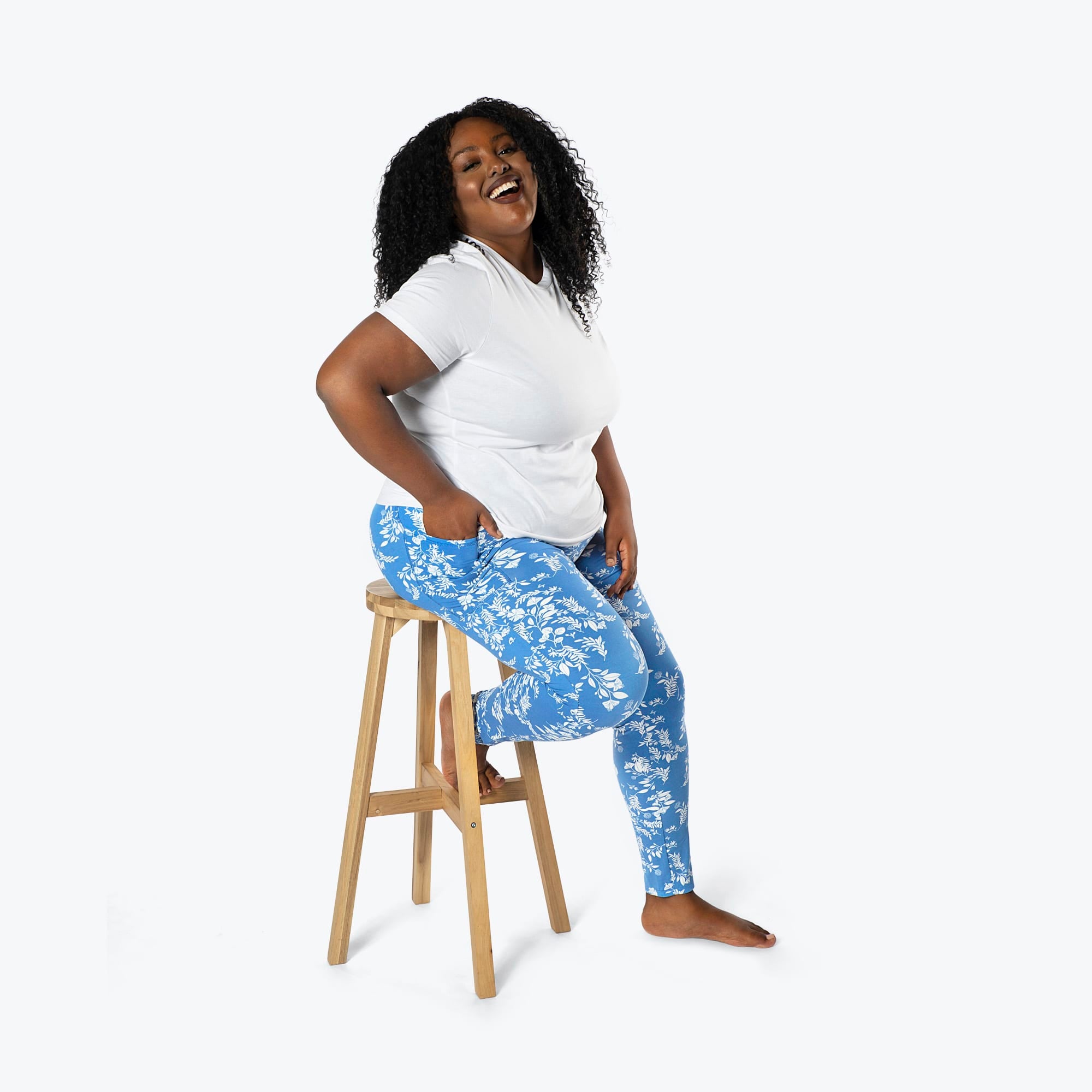 Lugging Ankle Leggings - Prints - FLOURISH BLUE - Lugging_FlourishBlue_XL_01b