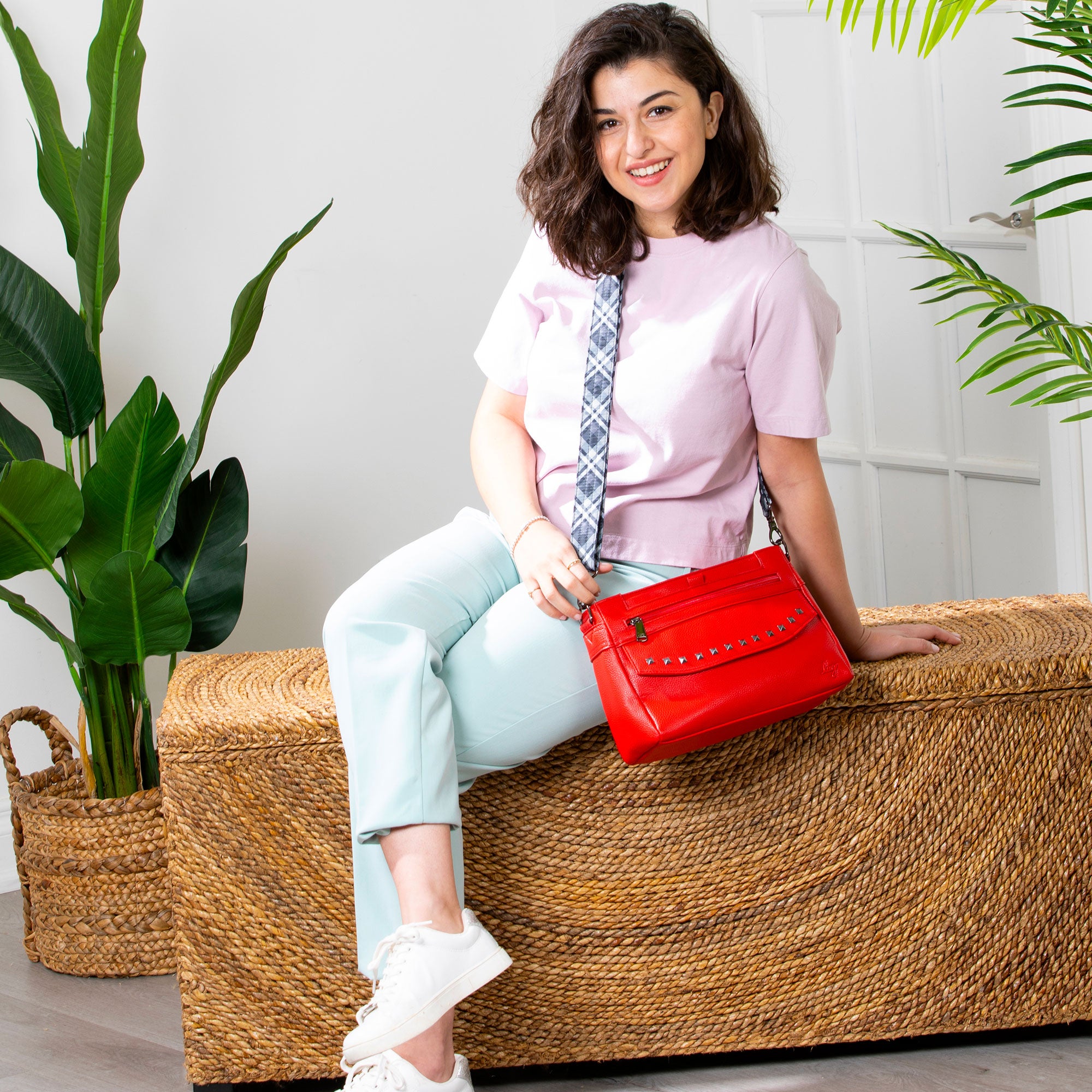 Pacer Classic VL Crossbody Bag - POPPY RED - PacerVL_PoppyRed-PlaidGreyStrap_Model