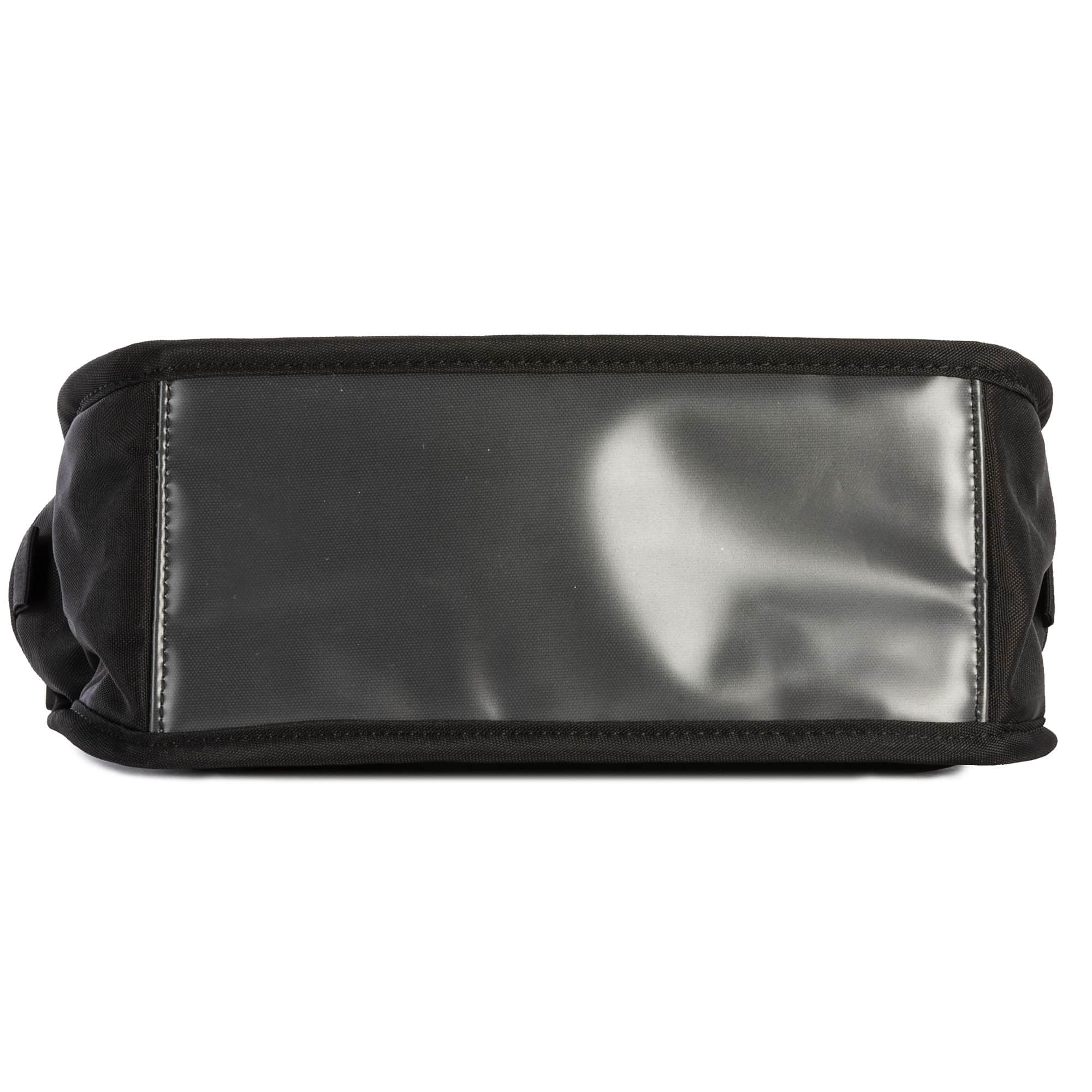 Parasail Cosmetic Case - BRUSHED BLACK - Parasail_BrushedBlack_06