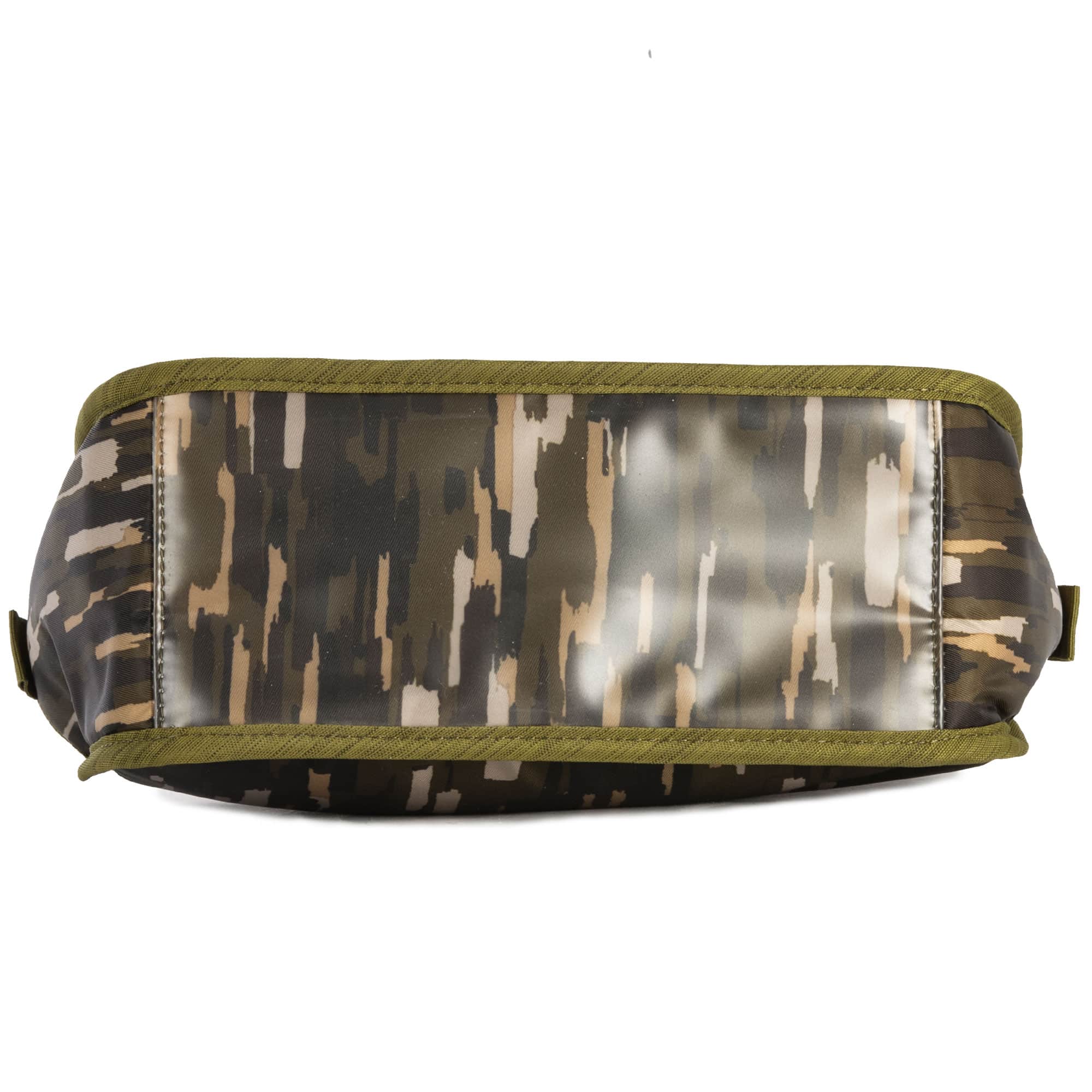 Parasail Cosmetic Case - RIVERWALK OLIVE - Parasail_RiverwalkOlive_06