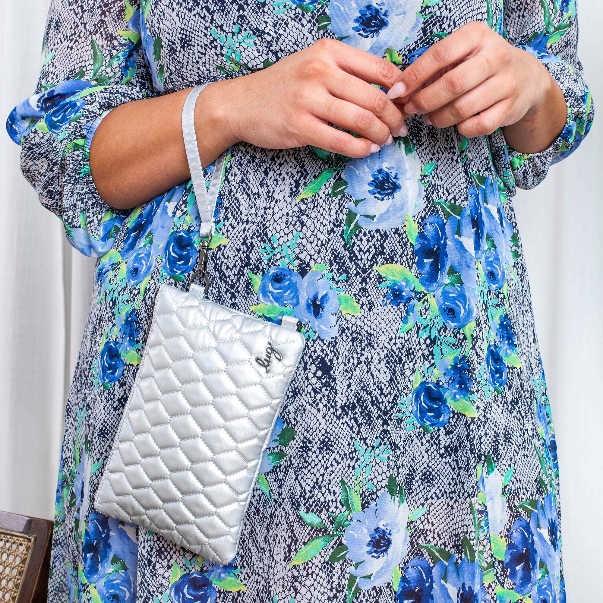 Peekaboo 2 Convertible Crossbody Bag - - Peekaboo2_Lifestyle_01