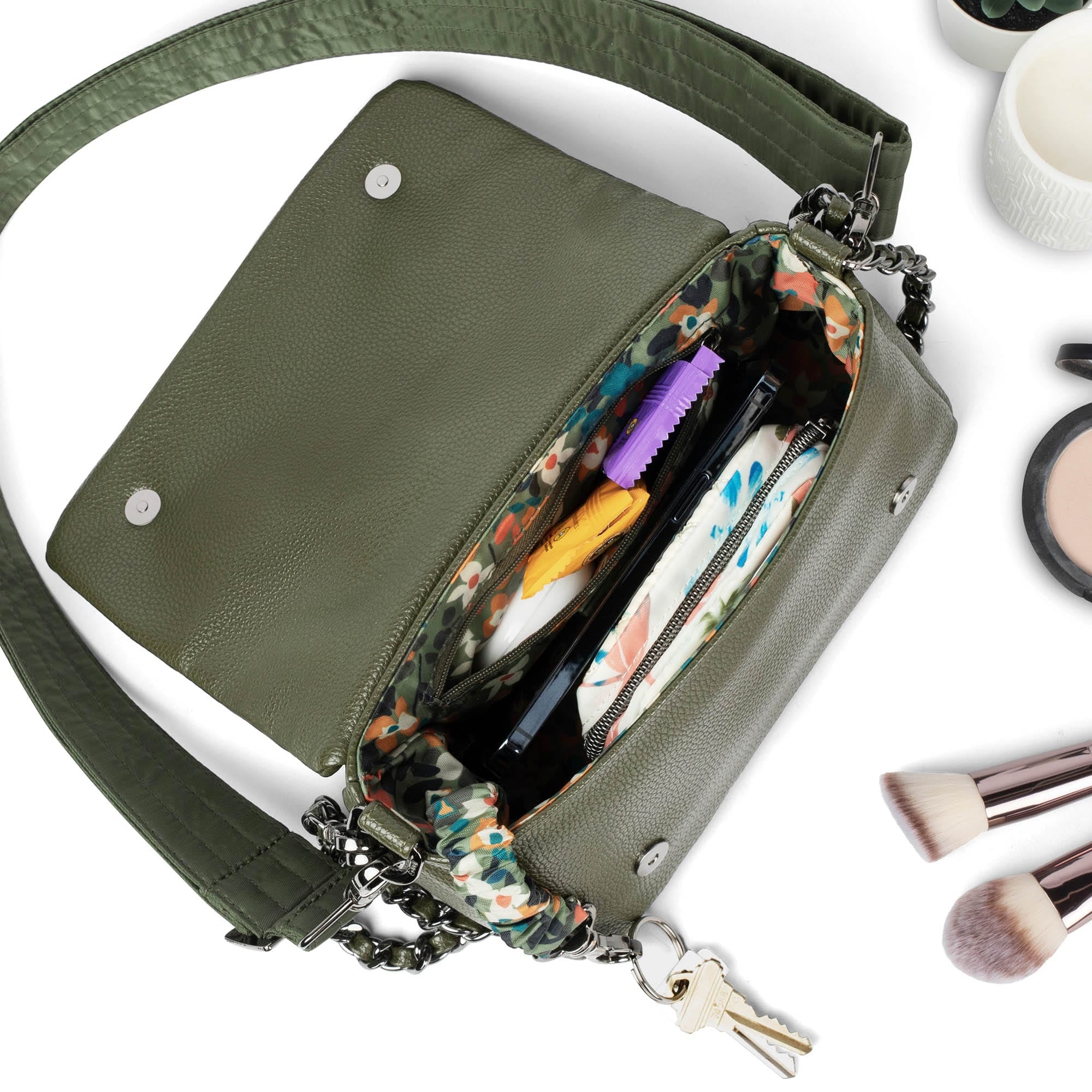 Piccolo Classic VL Crossbody Bag - - PiccoloVL_Lifestyle_01