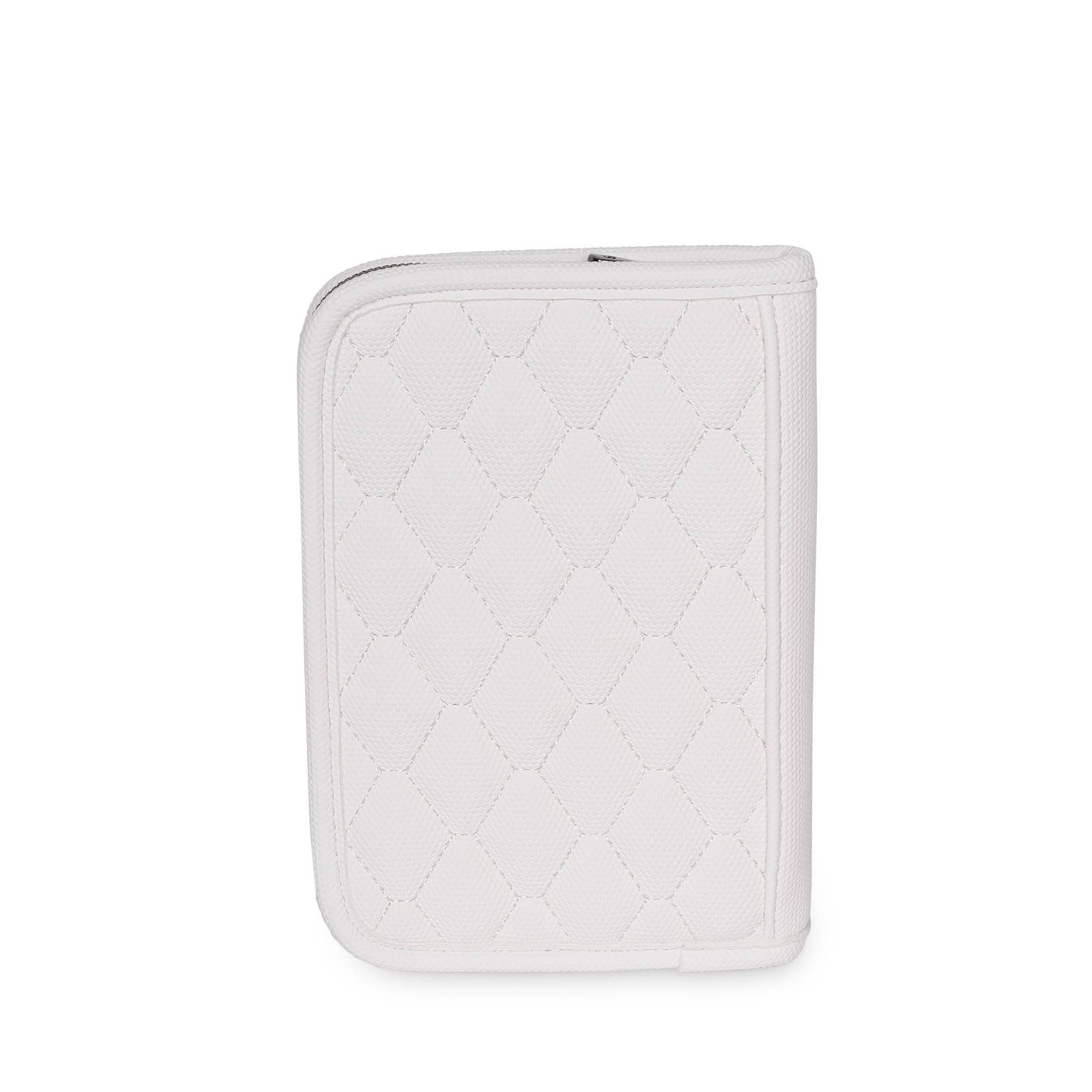 Pilot Matte Luxe VL Passport Wallet - WHITE - PilotMatteLuxe_MatteVL_White_04