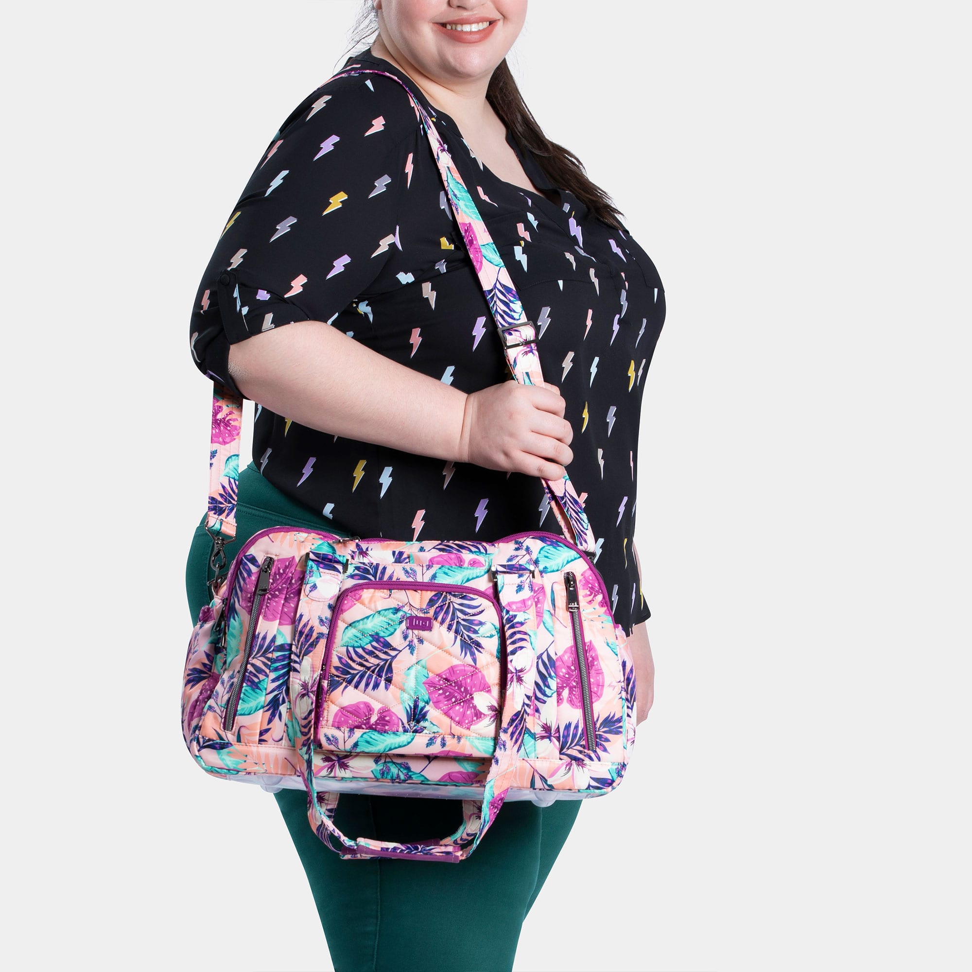 Propeller 2 Overnight Bag - AZALEA PINK - Propeller2_AzaleaPink_Model_13e6400f-9b29-454b-8a4d-04780b8edd85