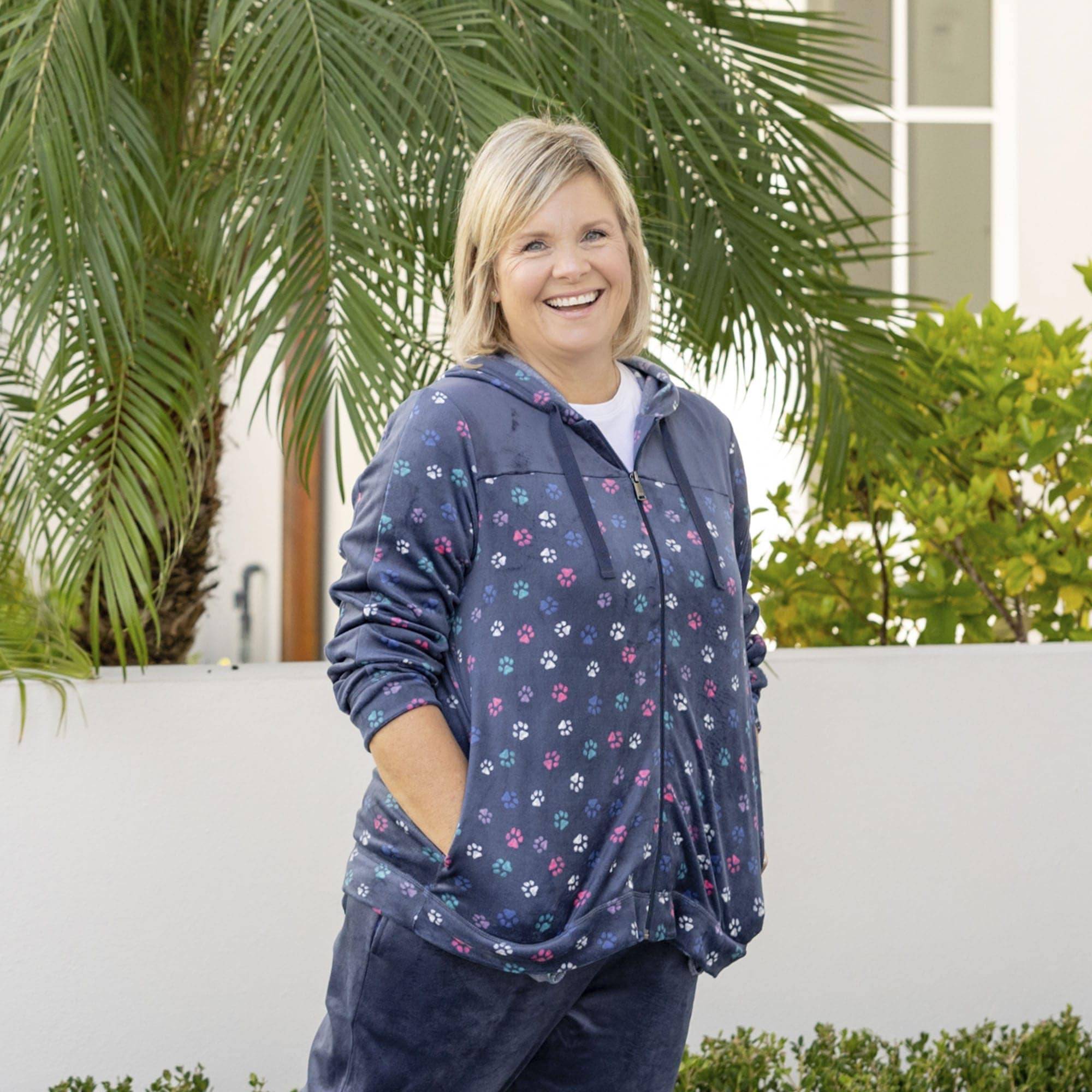 Ranger Fleece Front Zip Hoodie - - RangerTop_Lifestyle_01