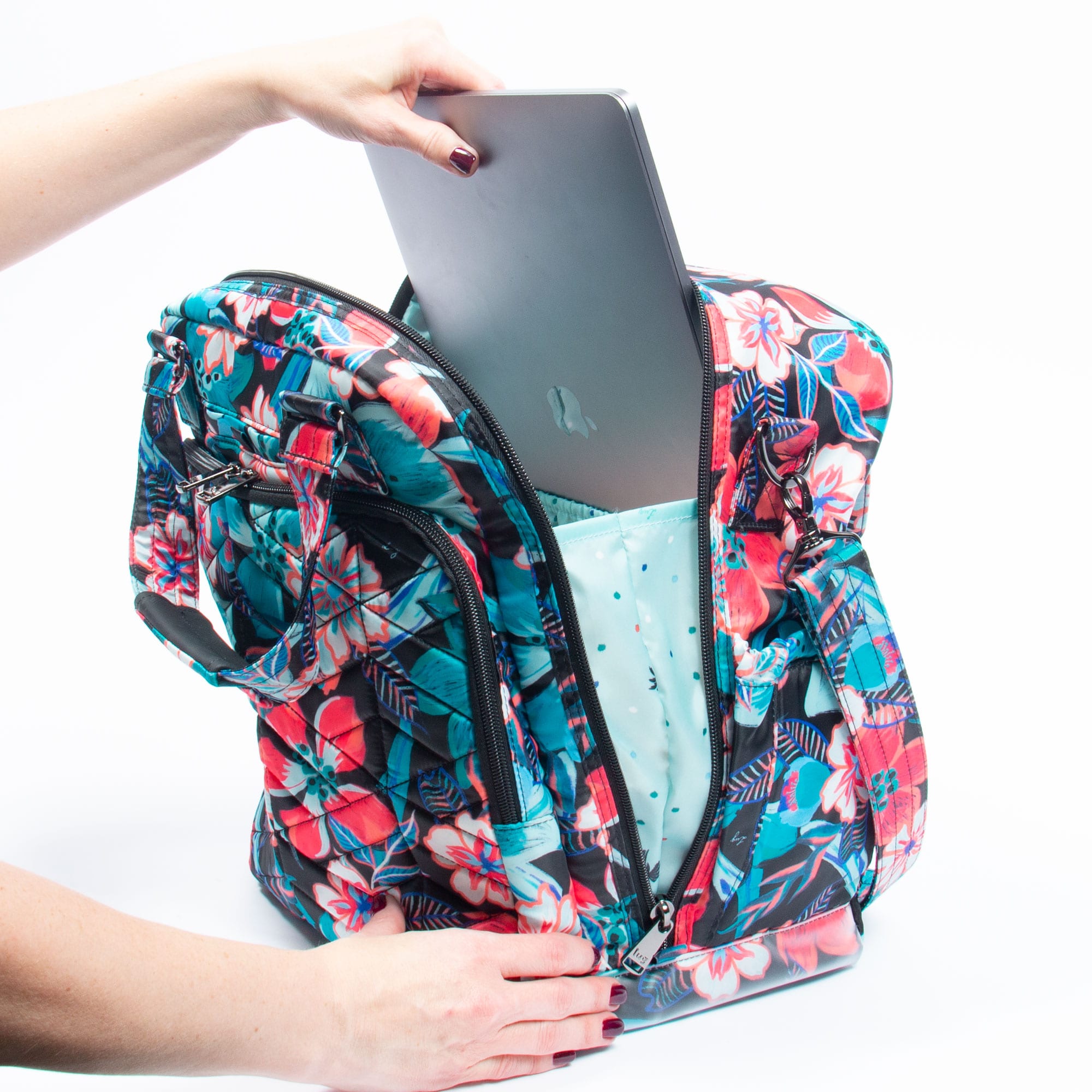 Ranger XL Overnight Tote Bag - - RangerXL_Lifestyle_05