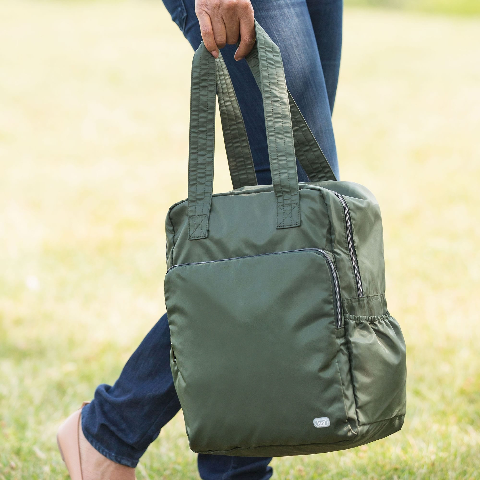Ranger XL Packable Tote Bag - OLIVE GREEN - RangerXL_PackableTote_OliveGreen_Lifestyle_01