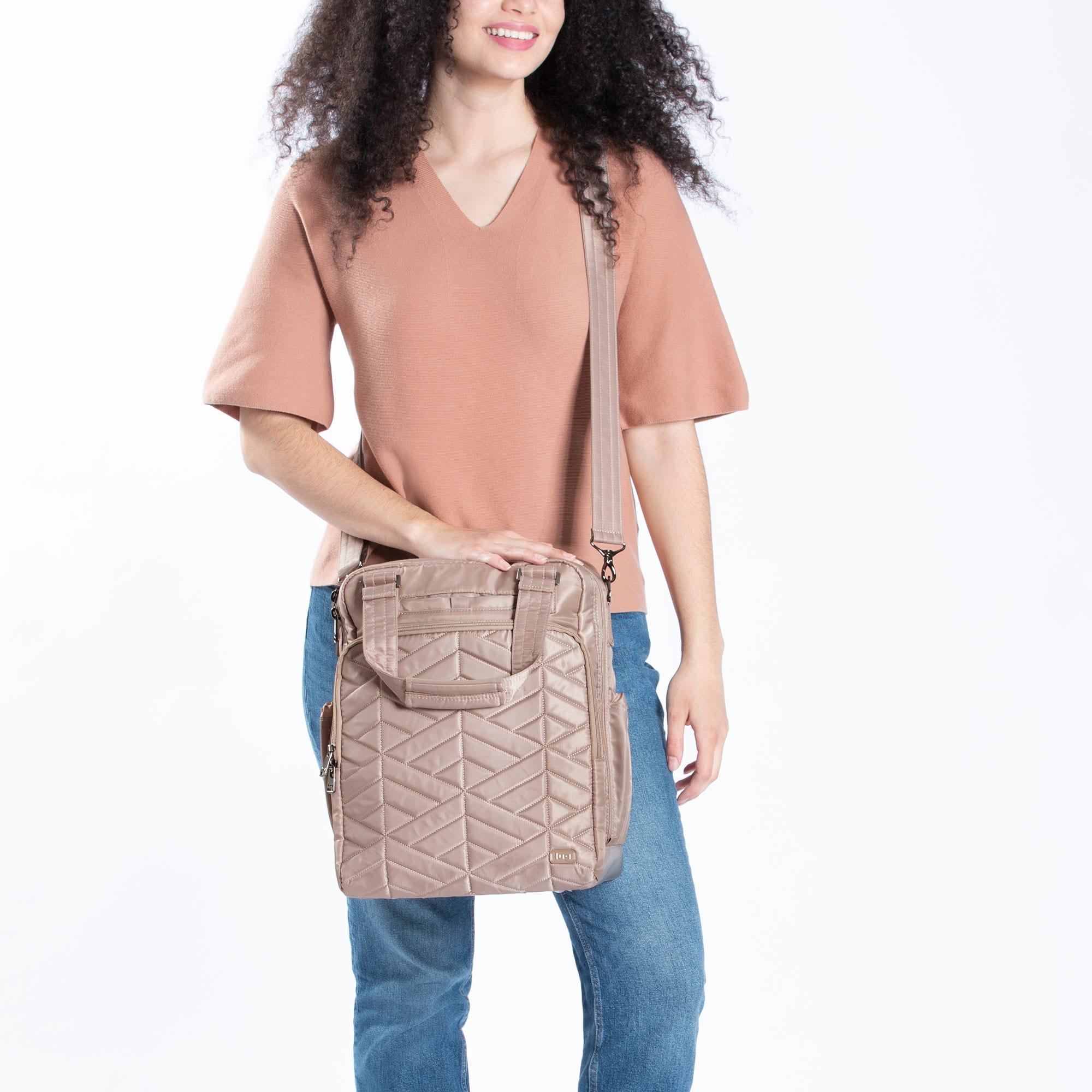 Ranger XL Overnight Tote Bag - SAND TAUPE - RangerXL_SandTaupe_Model