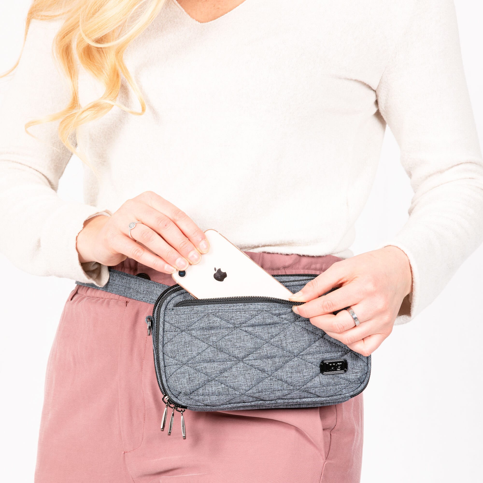 Roundabout 2 Convertible Wallet Crossbody - - Roundabout2_feature2