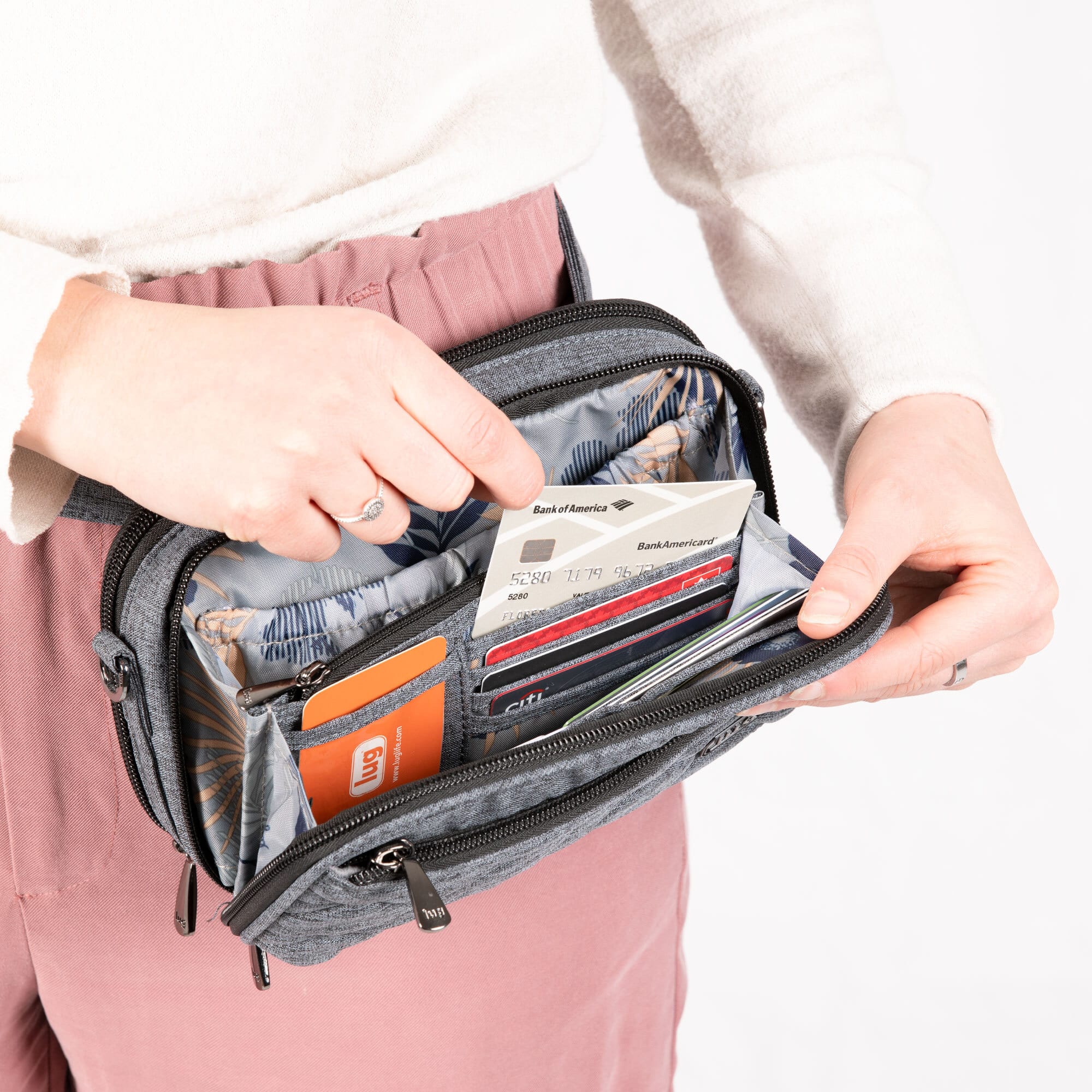 Roundabout 2 Convertible Wallet Crossbody - - Roundabout2_feature3