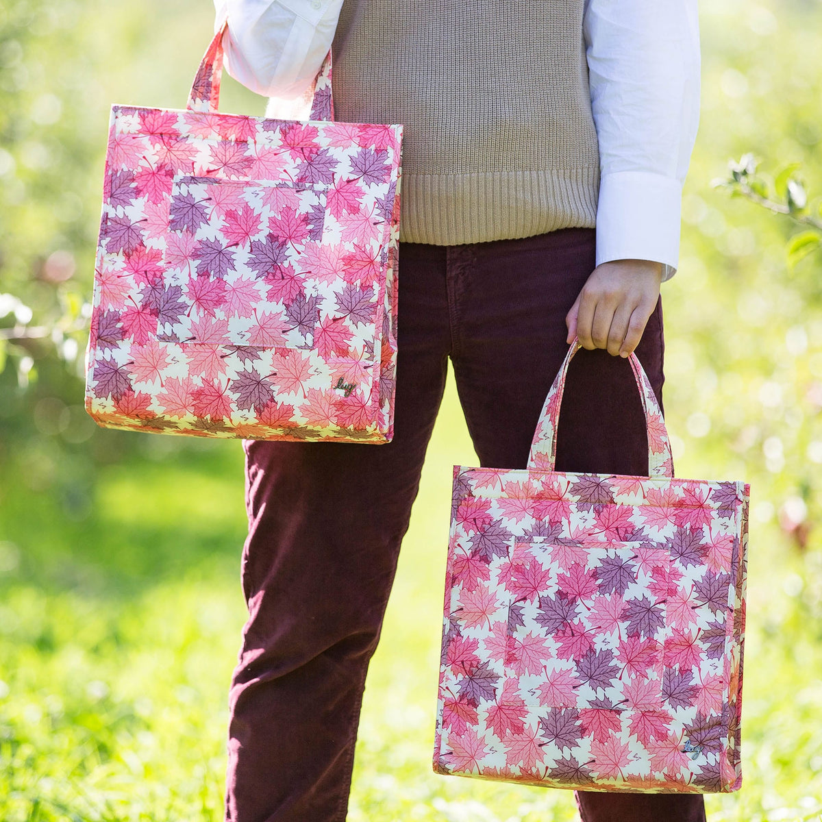 Runner 2pc Tote Bags - MAPLES CREAM - Runner2pc_Lifestyle_05