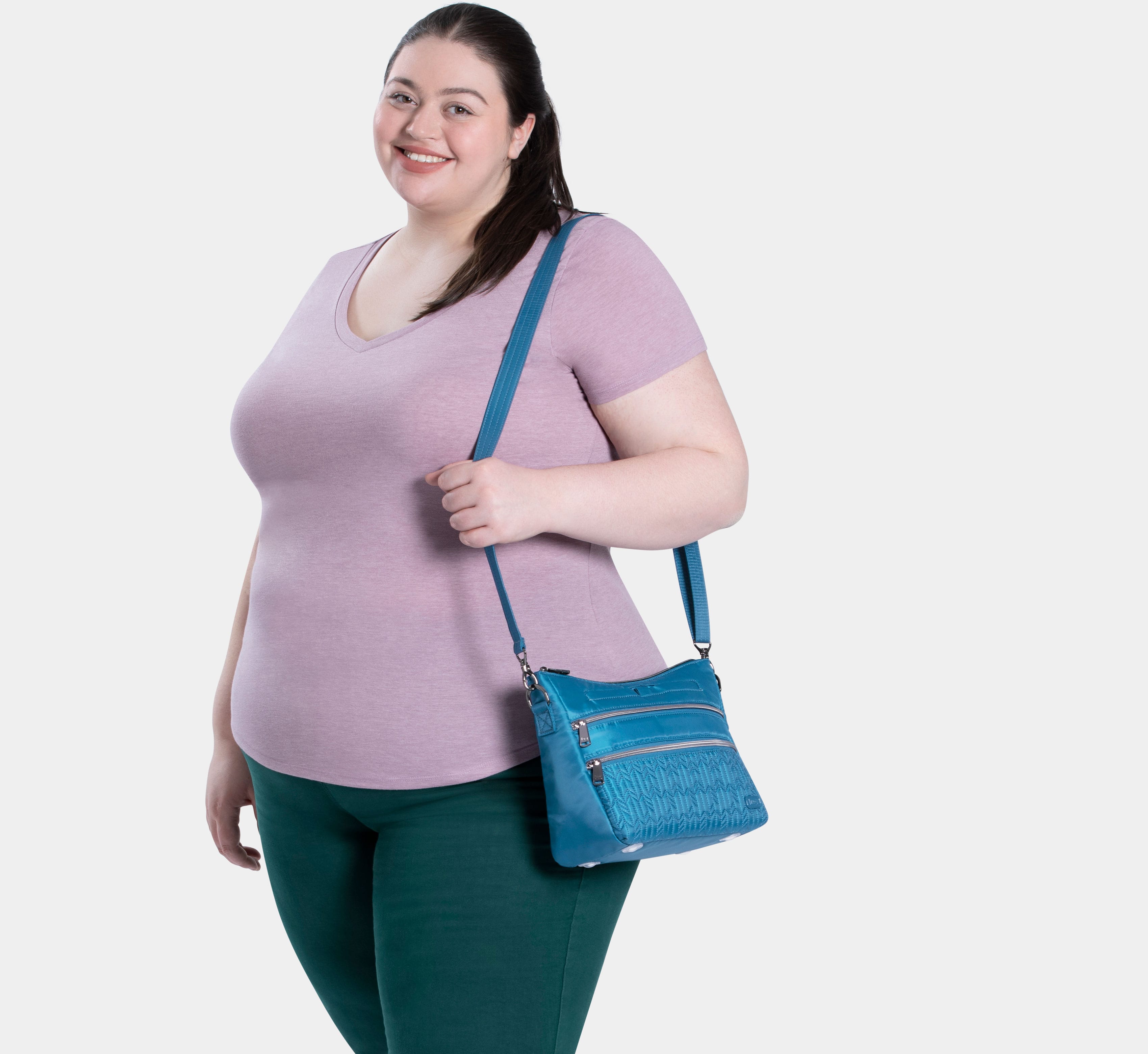 Slider Crossbody Bag - OCEAN BLUE - Slider_Ocean-Blue_Model