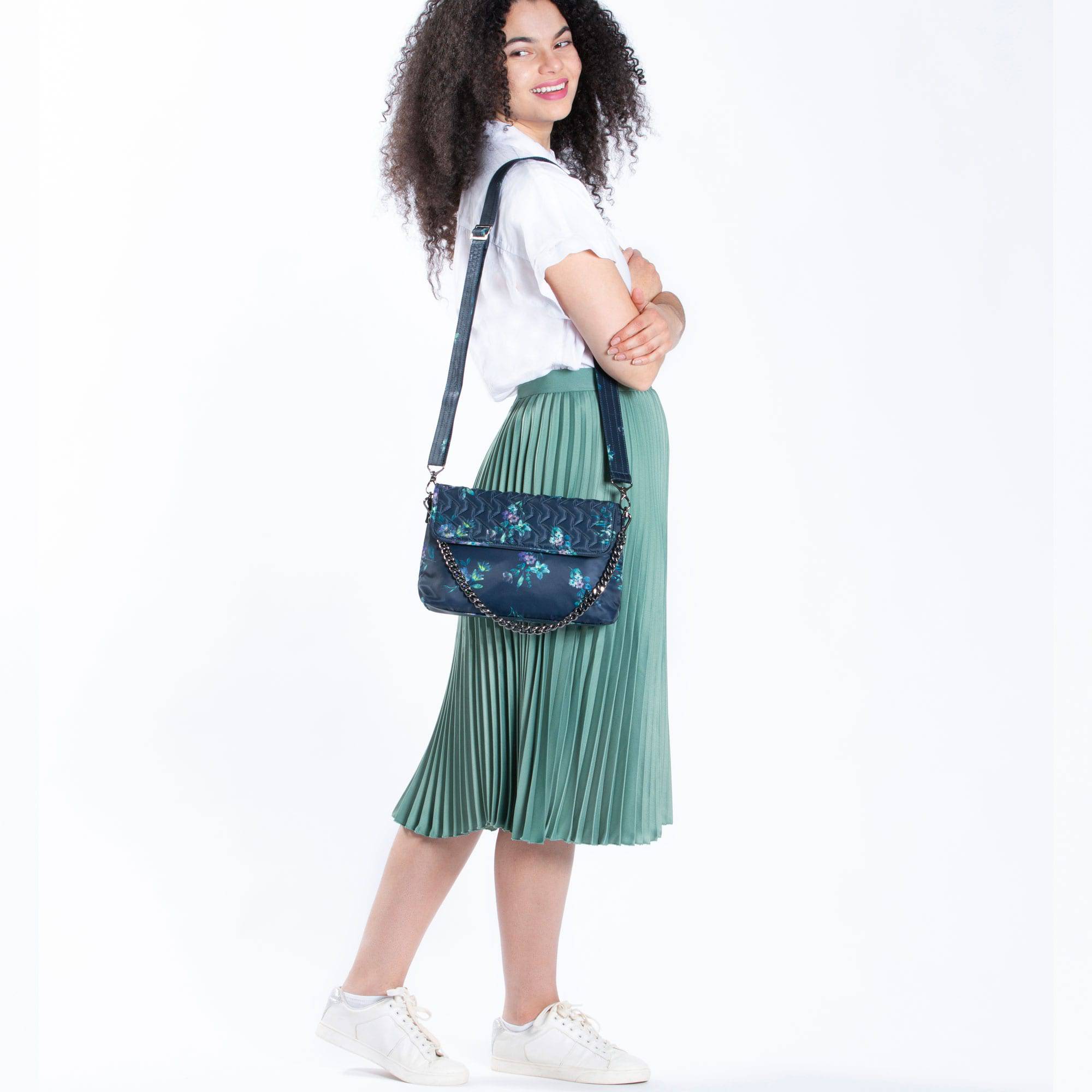 Soar Crossbody Bag - BOUQUET NAVY - Soar_BouquetNavy_Model