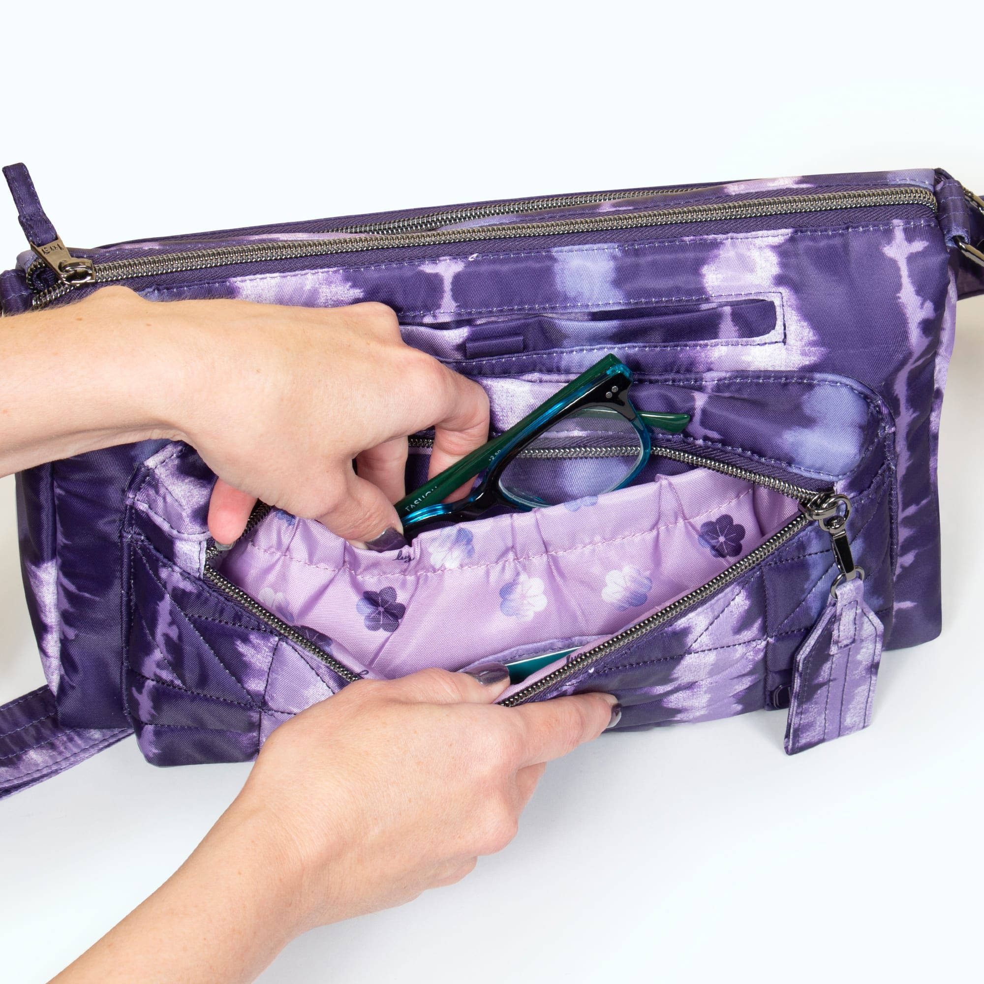 Stretch Crossbody Bag - SHIBORI PURPLE - Stretch_LifeStyle_03