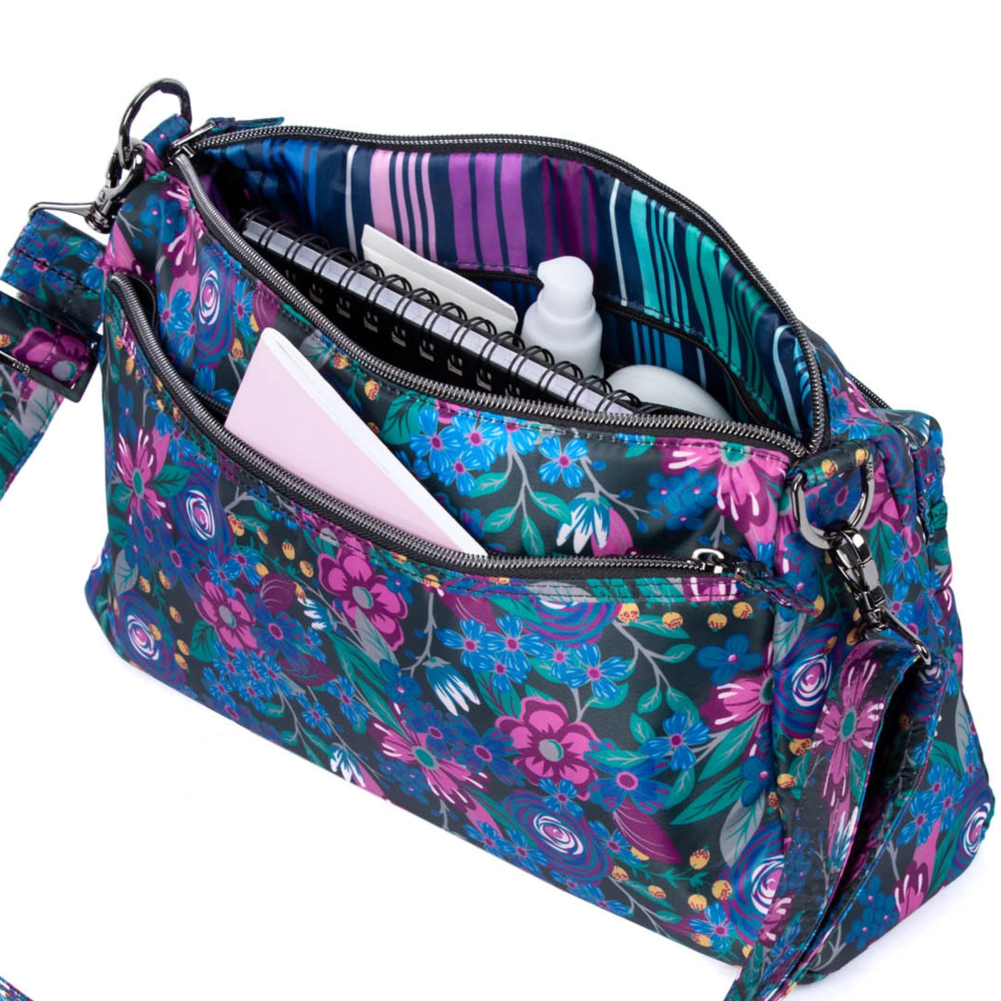 Stretch Crossbody Bag - - Stretch_Lifestyle_05