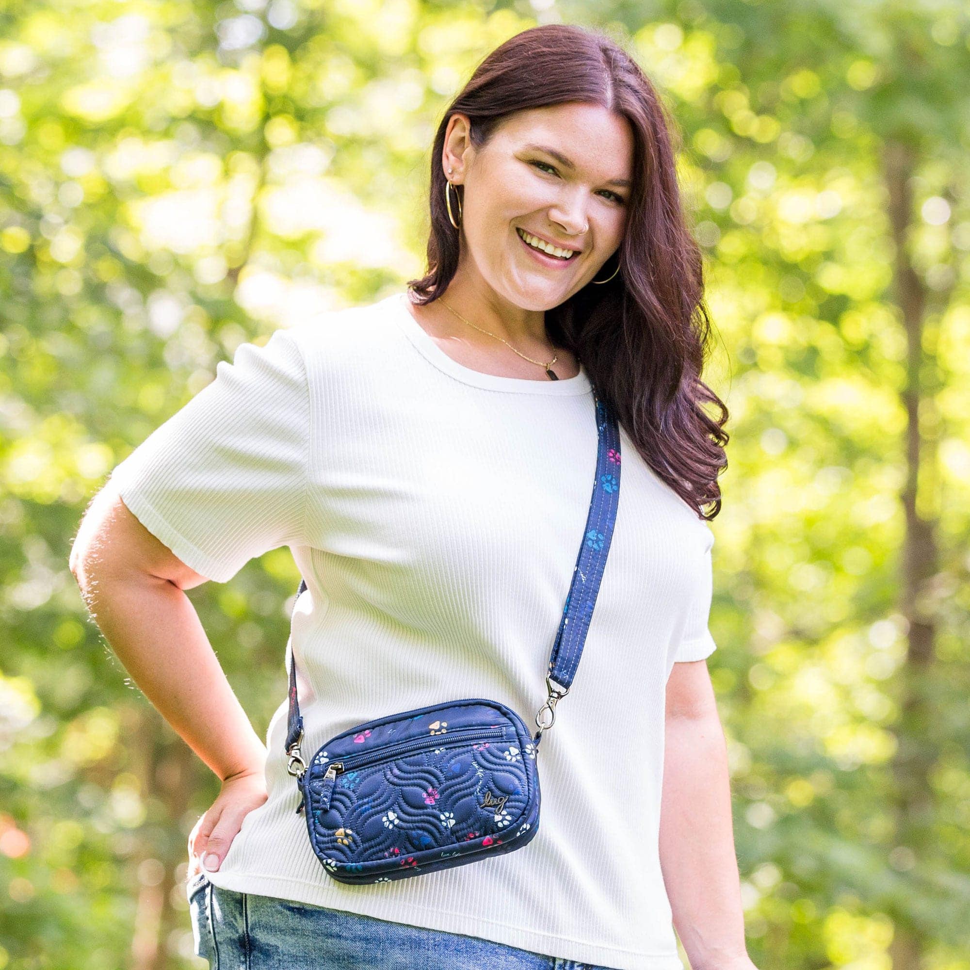 Super Coupe Convertible Crossbody Bag - PAWS NAVY - SuperCoupe_Lifestyle_17