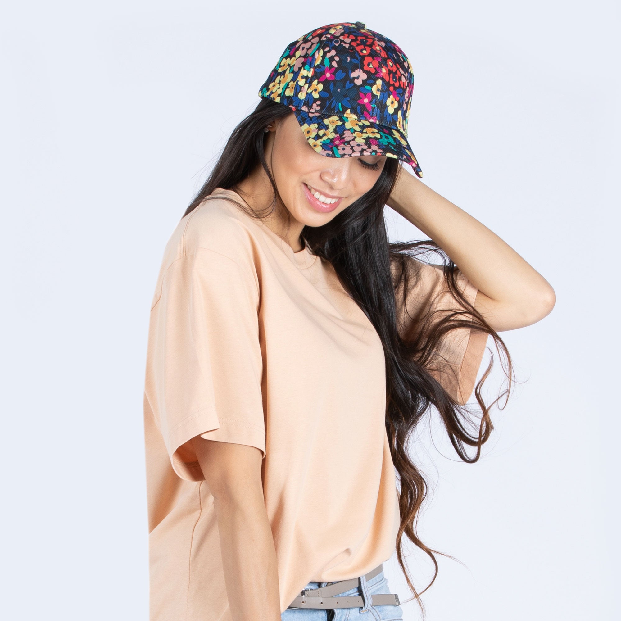 Topper Hat - WILDFLOWER BLACK - Topper_Lifestyle_Hover_0b6b888c-3b91-4303-aead-0ac91bfcd646