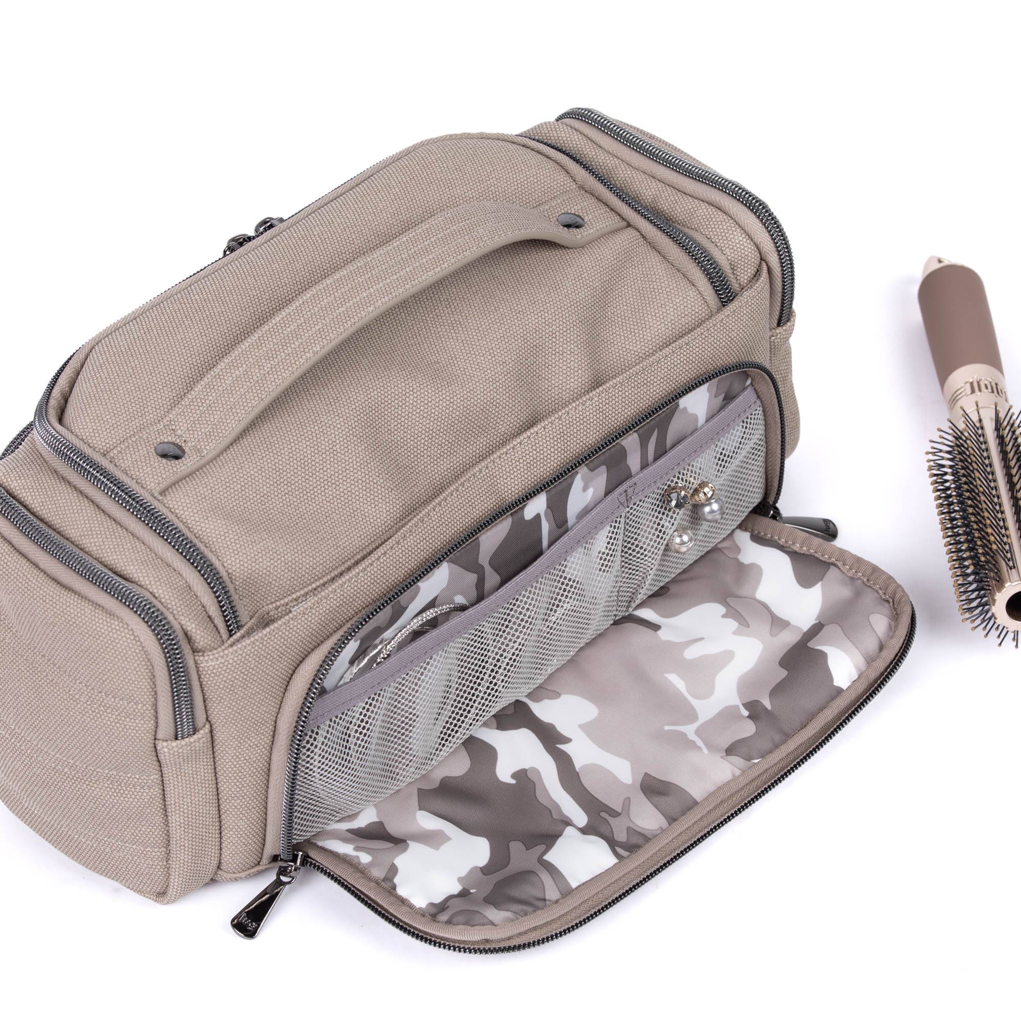 Trolley Matte Luxe VL Cosmetic Case - - TrolleyMatteVL_Lifestyle_02