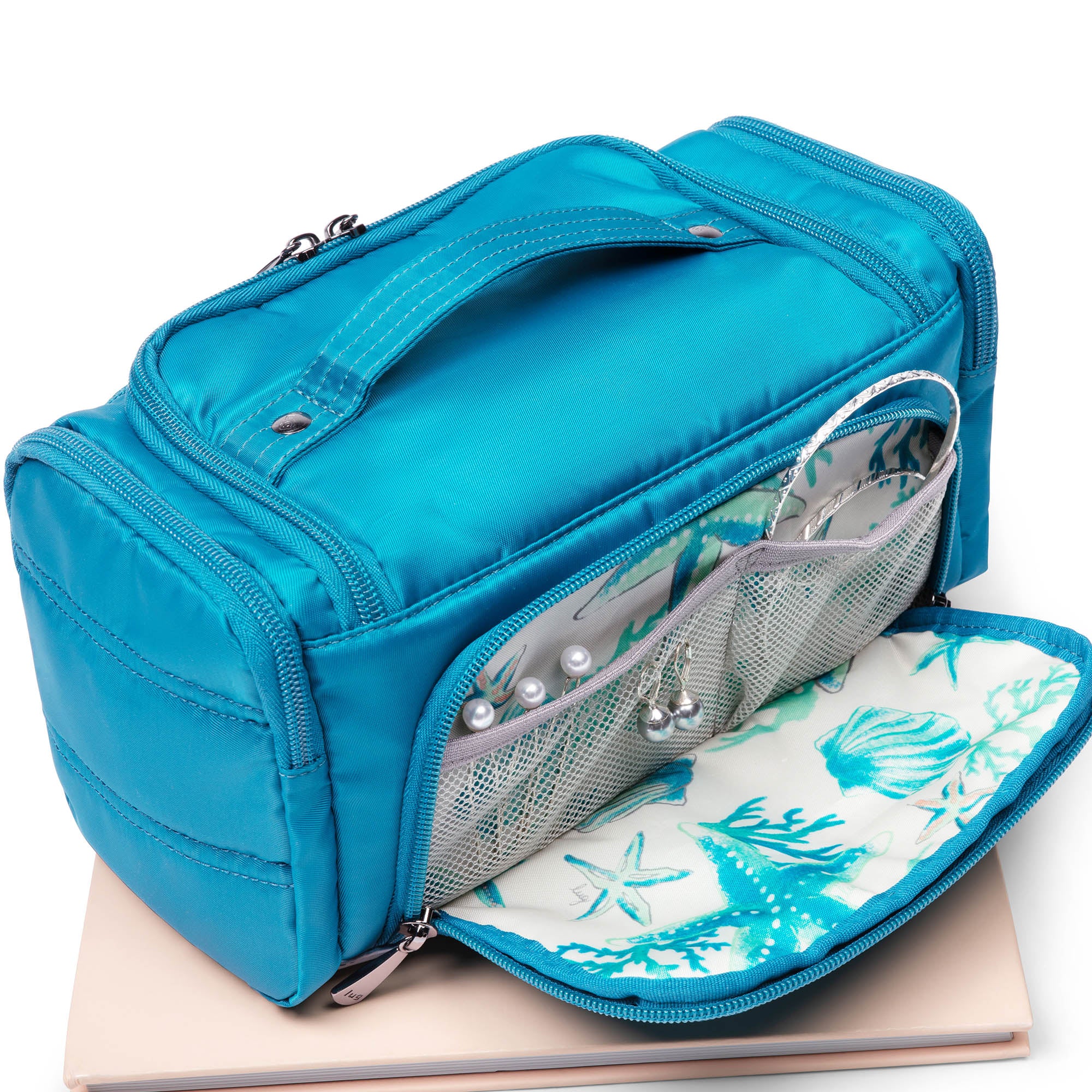 Trolley Medium Cosmetic Case - - TrolleyMedium_Lifestyle_04