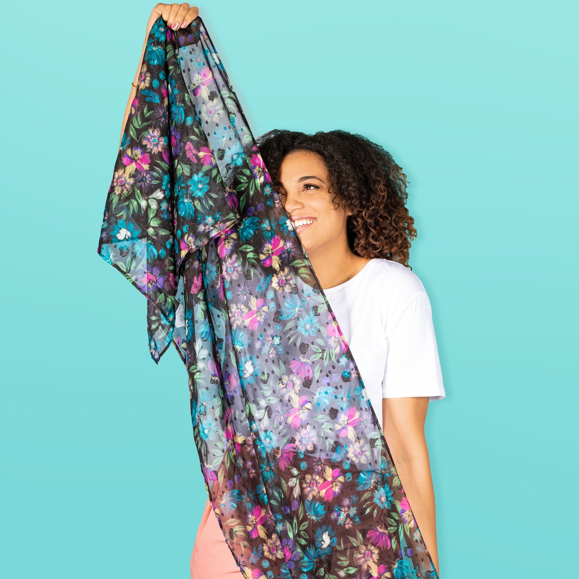 Twist Lightweight Printed Shawl - - Twist_feature00